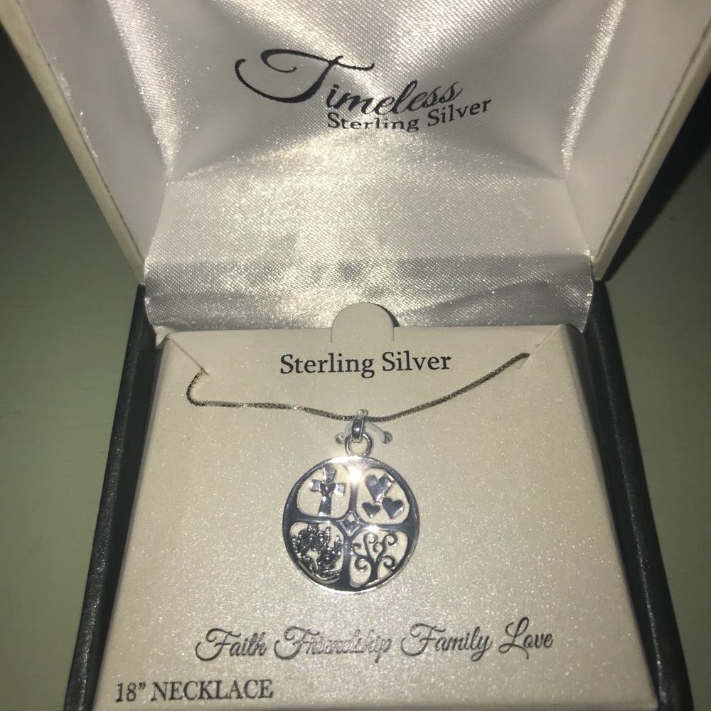 “Faith Family Friendship Love” Silver Necklace